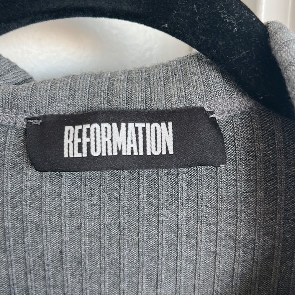 Reformation Margaret Gray Shirt Size M - Picture 6 of 8